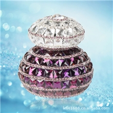 香百年车内车饰品汽车香水座时尚正品车载香水高档车用香水瓶摆件