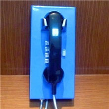 自动拨号电话机，可预先储存号码，紧急求助电话机