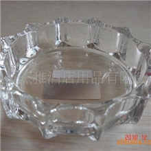 厂家供应进口新颖多款玻璃烟灰缸（图）
