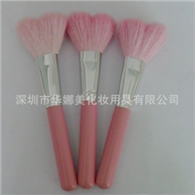 【本月爆款】超可爱粉色心形刷单支散粉刷专业化妆刷