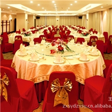 酒店宴会厅餐厅桌椅豪华家具布草配套