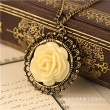 X126欧美外贸饰品复古怀旧蔷薇花长款项链