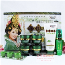 供应丹雪尼兰中华古韵美女神青春素六合一套装