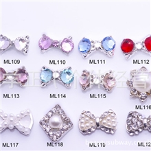 新款合金3D美甲饰品奢华镶钻金属饰品珍珠蝴蝶结指甲贴钻