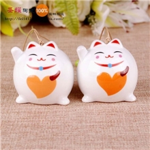 厂家直销陶瓷风铃陶瓷挂件地摊热销可爱招财猫风铃