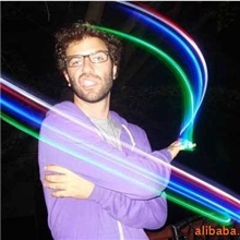 手指激光灯手指灯炫彩手指激光灯聚会闪光玩具厂家批发32g