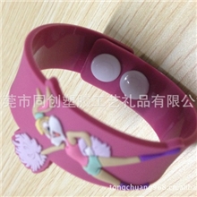 儿童的专属手腕带,使用精美的滴胶pvc手环,促销回馈手环