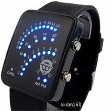 海贼周边动漫手表批发2013爆款扇形表疯狂甩卖