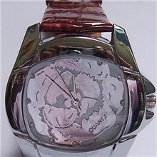 供应礼品手表，时装表，石英表，广告促销表