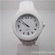 深圳手表厂供应合金喷油手表，石英喷硅胶油手表