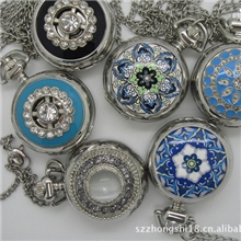 深圳手表厂家供应各式青花瓷时尚怀表女式时装搭配挂表韩国挂表