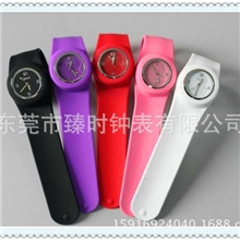 臻时手表工厂拍拍表啪啪表卷尺表蘑菇型手表大量批发