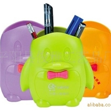 生产批发礼品笔筒广告笔筒注塑成型企鹅笔筒