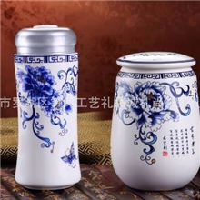 ［厂家直供］富贵荣华陶瓷保温杯茶叶罐两件套青花瓷礼品套装