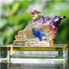 春秋厂家供应正品高档礼品金蟾琉璃汽车香水座