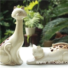 厂家直销陶瓷家居摆设镂空猫工艺品5564