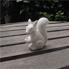 供应陶瓷工艺品素坯素烧陶瓷松鼠陶瓷工艺品5804