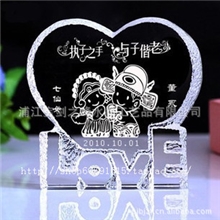 厂家批发定制水晶创意礼品圣诞节礼物小礼品女生日结婚礼物摆件