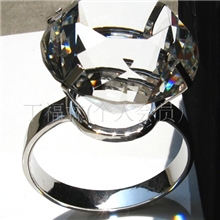 水晶戒指张柏芝康熙来了中送小s结婚礼物同款大钻戒