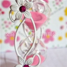 全民疯狂价铁质带心沙漏金属工艺礼品白色小园