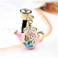 供应防尘塞饰品iphone5可爱水壶手机防尘塞挂件批发
