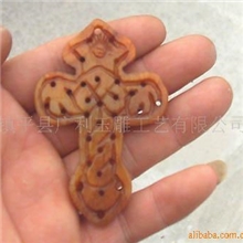 供应十字架等造型玉石、玉佩、玉雕吊坠饰品配件