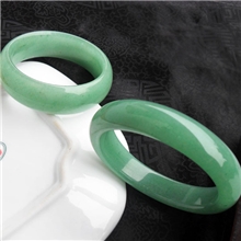 特A级纯天然东陵玉手镯绿色镯绿色迷人清心静气精美细致女款