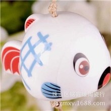 新品陶瓷饰品地摊批发陶瓷可爱小鱼头卡通风铃特色另类厂家直销