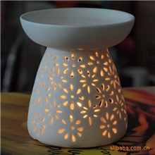 陶瓷香薰炉熏香灯手工镂空多花款蜡烛精油炉经典款厂家
