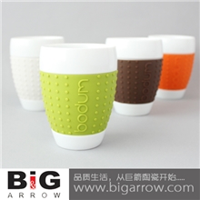 出口原单套2时尚环保防烫手硅胶陶瓷咖啡杯350mL