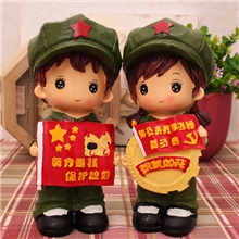 金亚树脂情侣娃娃存钱罐军人可爱储蓄罐红军帽怀旧革命爱情
