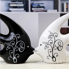 厂家直销陶瓷工艺品情侣鱼对鱼招财婚庆装饰礼品