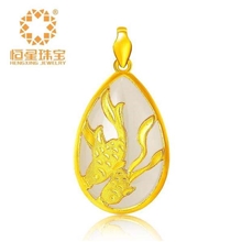 黄金千足金金镶玉和田玉年年有鱼吊坠分销深圳恒星珠宝