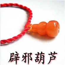 批发本命年手工编织仿玉辟邪葫芦情侣红绳手链