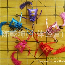 【VIP批发】供应新品亮片图案平安福香包香囊