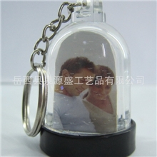 工厂直销大头贴钥匙扣水球钥匙扣/塑料亚克力相片水球挂件吊饰