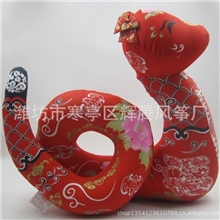中国传统布艺玩具布艺蛇过年礼品纯手工制作