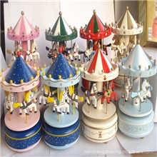旋转木马音乐盒八音盒节日赠品生日礼物创意工艺摆件义乌商品批发
