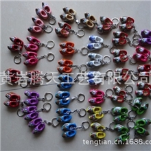 批发出售精致木制工艺品荷兰鞋彩绘木制钥匙扣送礼佳品（图）