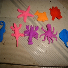 2013最好卖地摊景点产品海绵宝宝