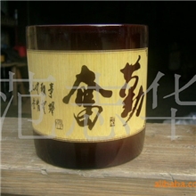 厂家批发供应物美价廉双色半雕笔筒