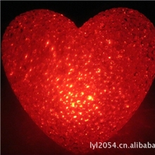 七彩小夜灯LED创意节能批发自动变色水晶米粒水晶心8厘米