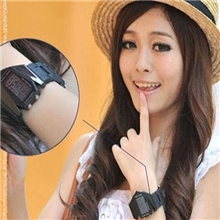 创意LED闹钟七彩闪光战斗机led电子表七彩夜光多功能飞机表天凡供