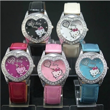 HELLOKITTY镶钻石英手表学生手表爱心手表
