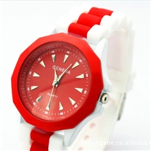 EBAY热销GENEVA日内瓦时尚硅胶果冻间色手表时装表批发招代理