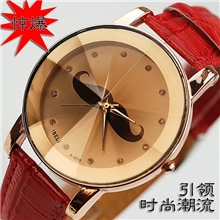 【爆款】英伦风小胡子红色皮带手表石英表个性手表厂家直销女表