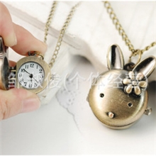 儿童手表批发儿童手表卡通怀表钥匙扣表古铜兔子爆款手表