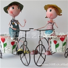 新奇特创意铁艺婚庆礼品情侣铁皮娃娃批发铁娃娃商务礼品