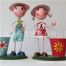 创意情侣铁皮娃娃铁艺工艺品商务礼品摆件情侣婚庆装饰工艺品