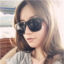 964金属牙小辣椒韩国大黑方框墨镜强气潮复古男女全黑太阳镜
